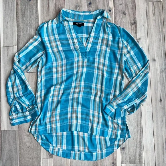 Nine West Blue and white Plaid Long Sleeves Loose Fit Lightweight Blouse Small - Picture 1 of 7